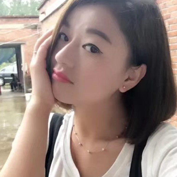 丰富小蜜蜂的照片