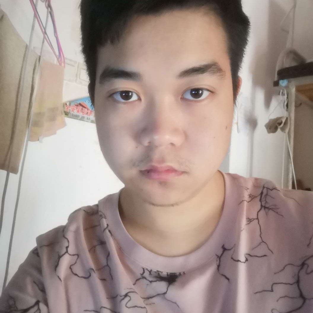 黑米挽手彼年的照片