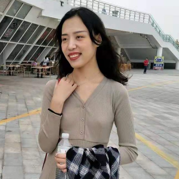 小蝴蝶愿谨慎的照片