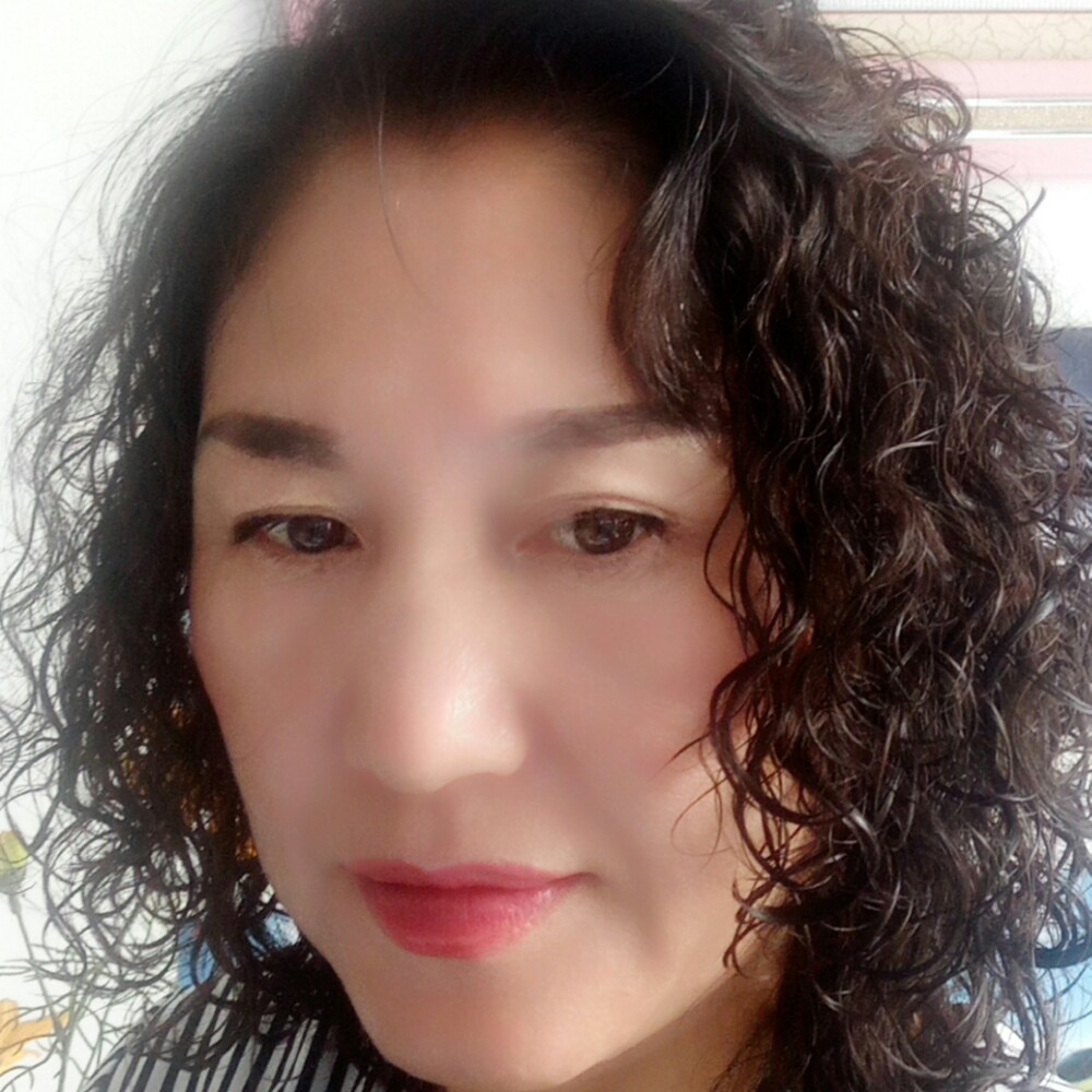芳溢的照片