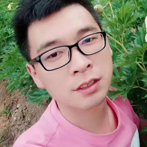 伍月拾忆的照片