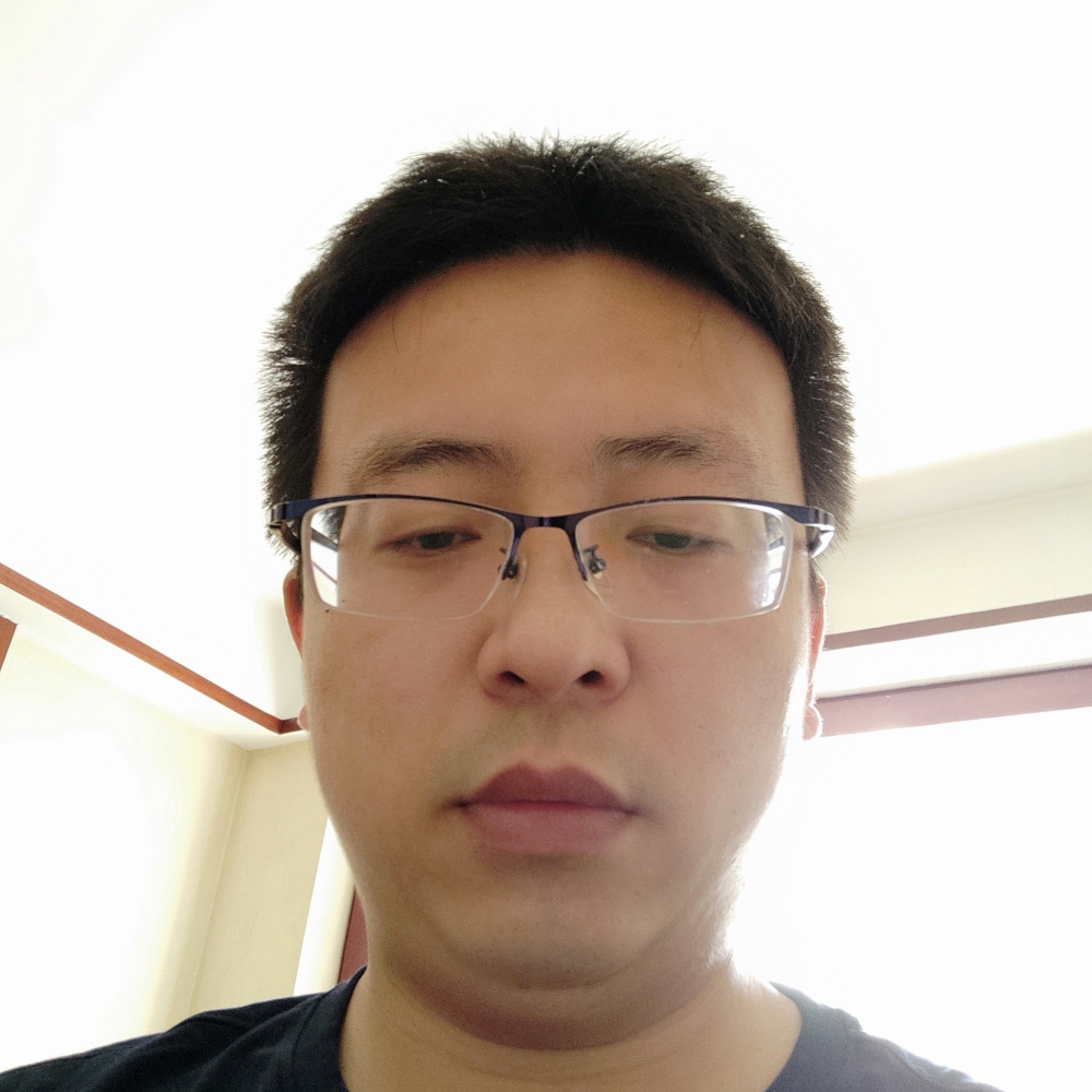 蜗牛吃醋碧蓝的照片