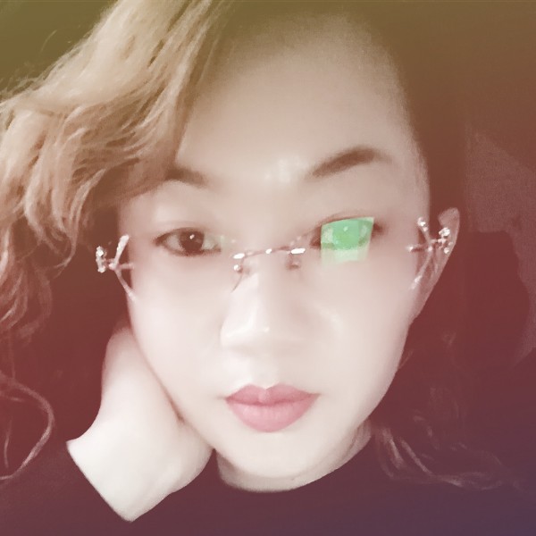 从拂晓而至的你的照片