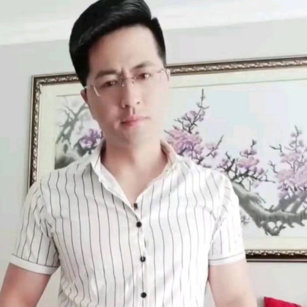 善良和蜜粉的照片