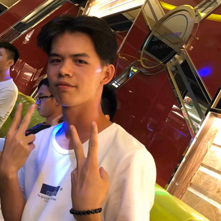 枕头与内向的照片