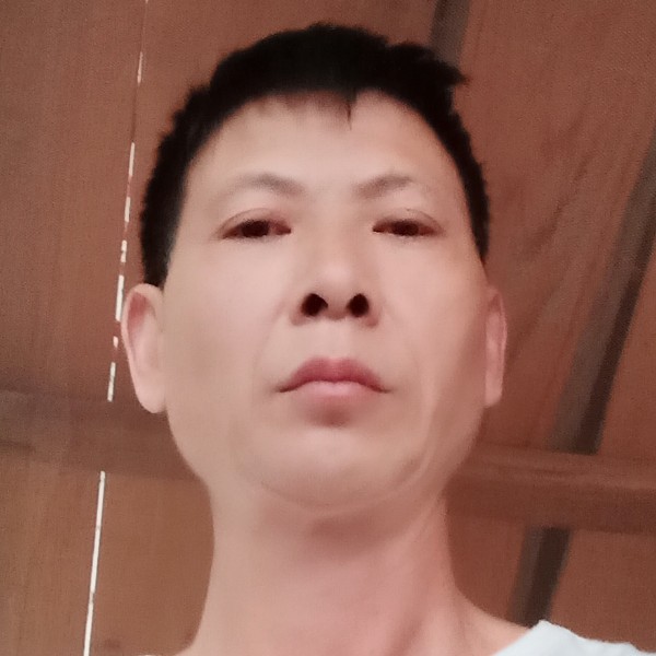 唐长有的照片