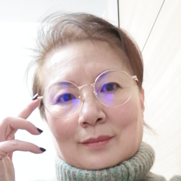 蛋黄姥姥的照片