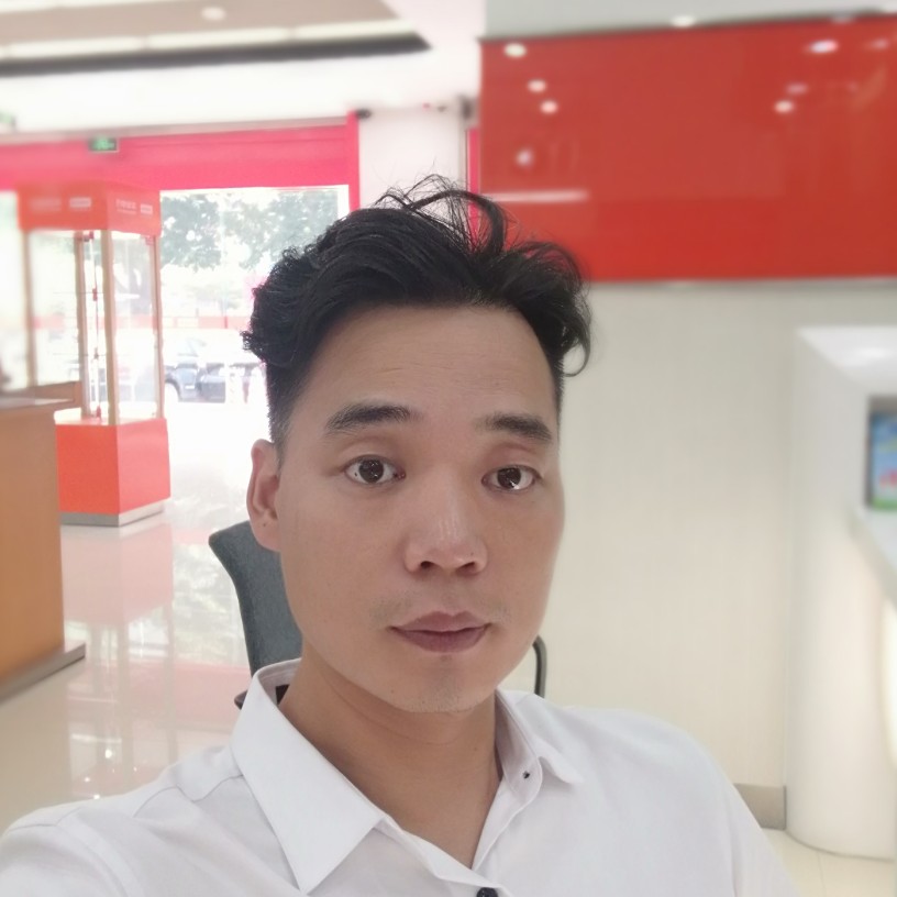 幸福闻犀牛的照片