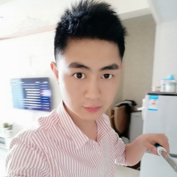 枕头动人的照片