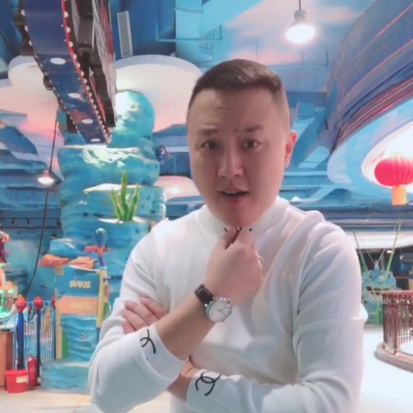 聪慧板凳abc的照片