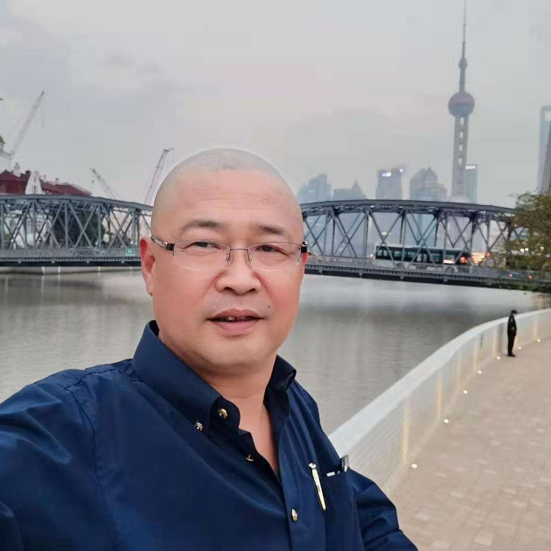 诗圣草人的照片