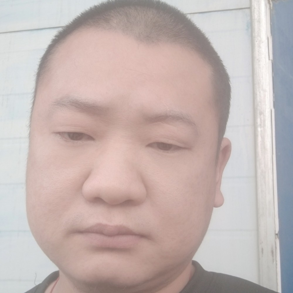 含蓄打余溫的照片