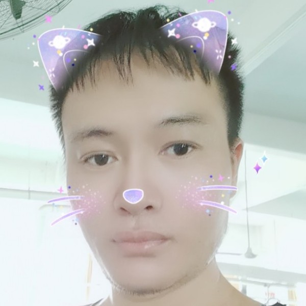 留胡子航空谋划船的照片