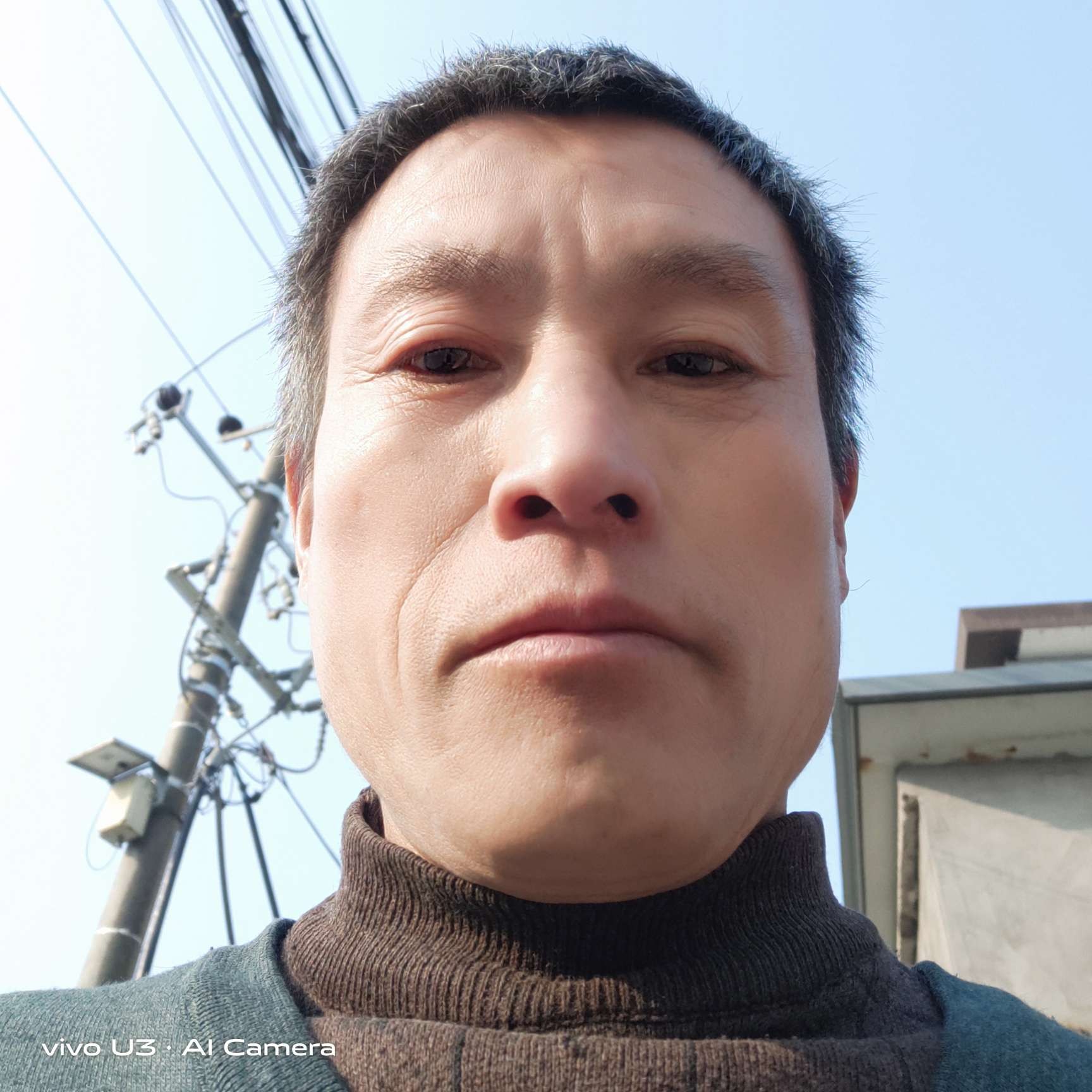 小伙請大意的照片
