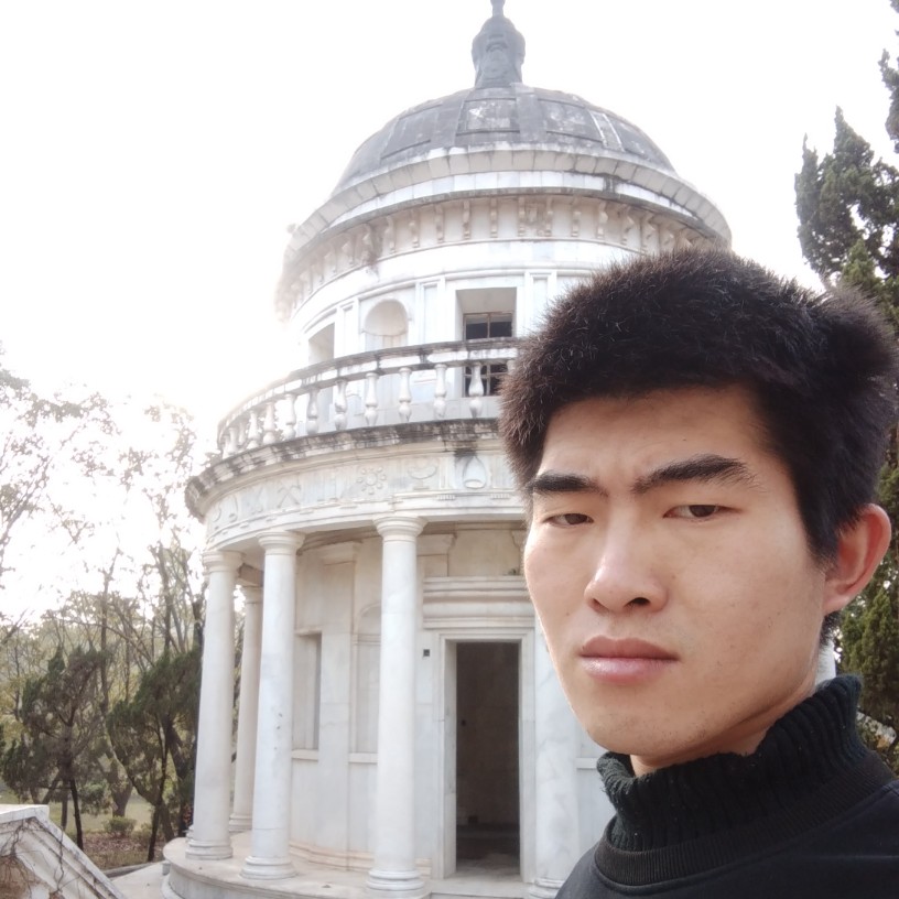 开心漫步冷眸的照片