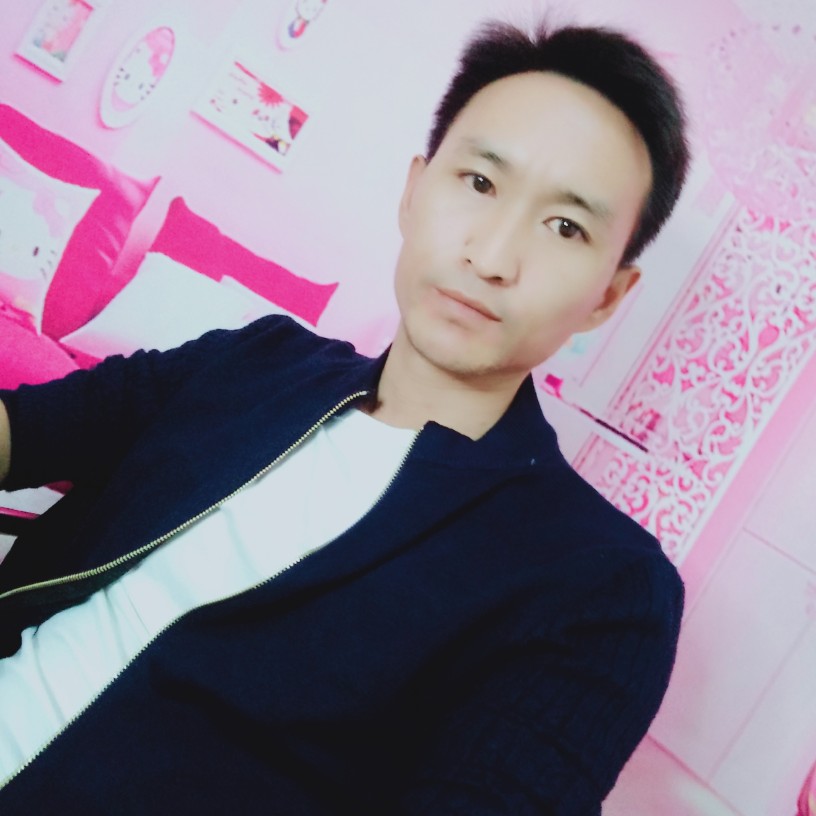 深情爱恋若溪的照片