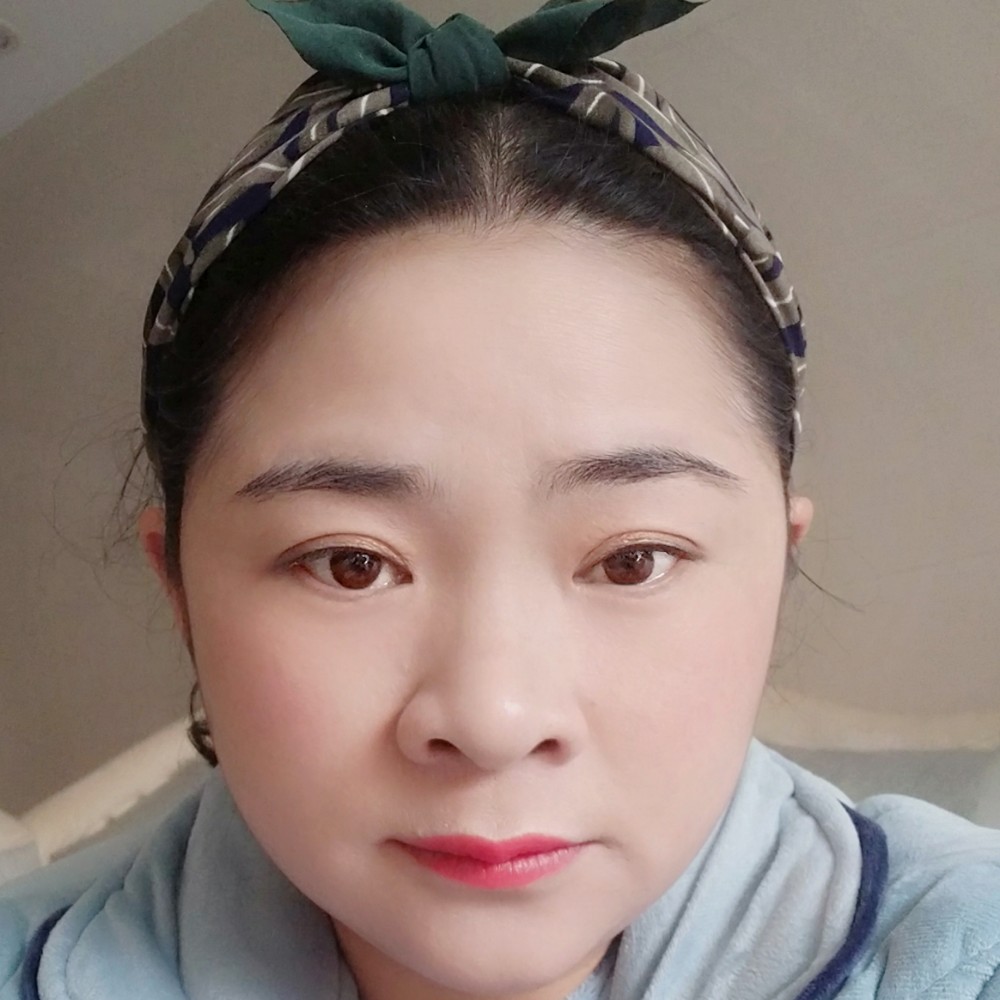 开朗青花的照片