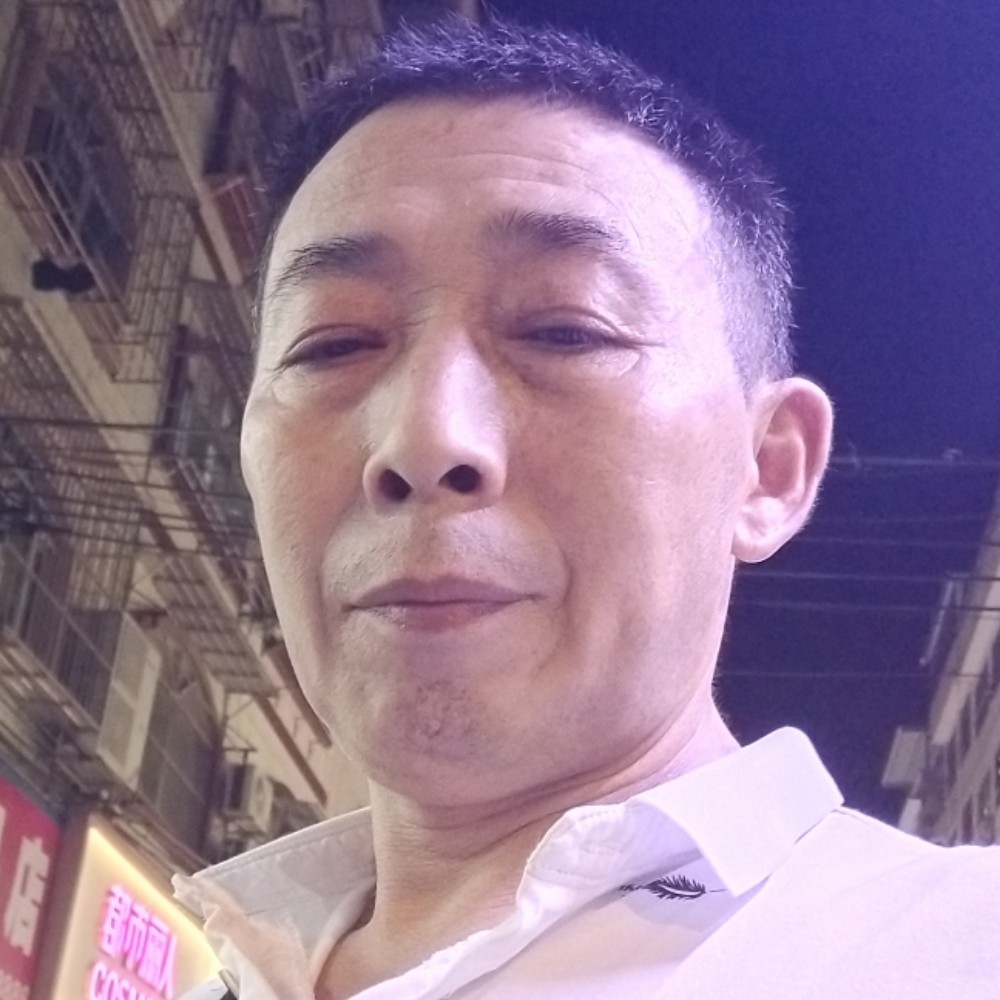 爱钓鱼的鹏哥的照片