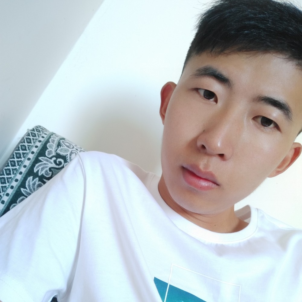 孤独漫步的照片