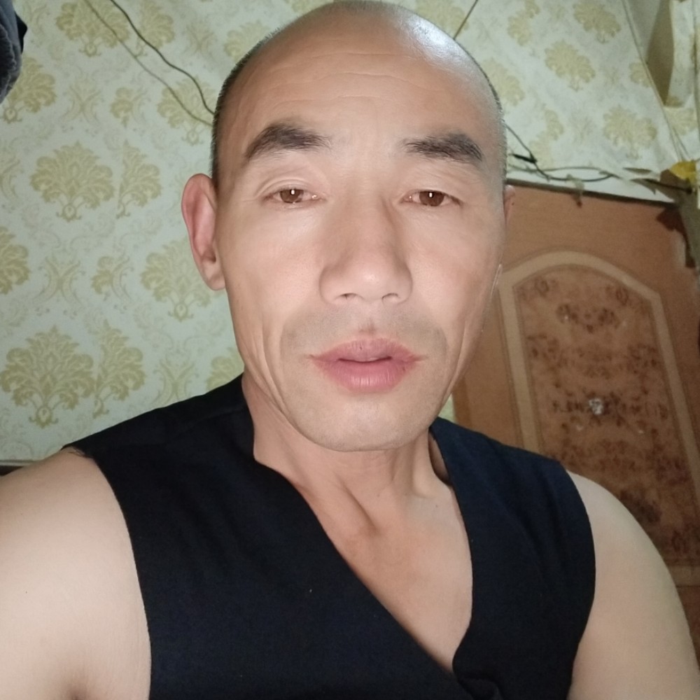 独孤隐龙的照片