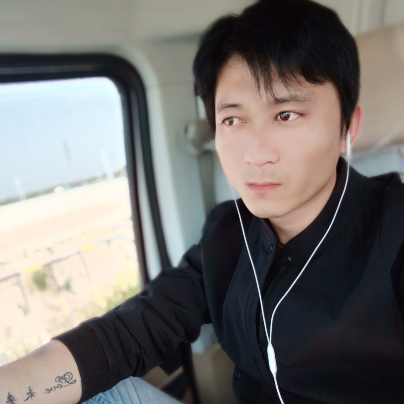 独醉红尘的照片