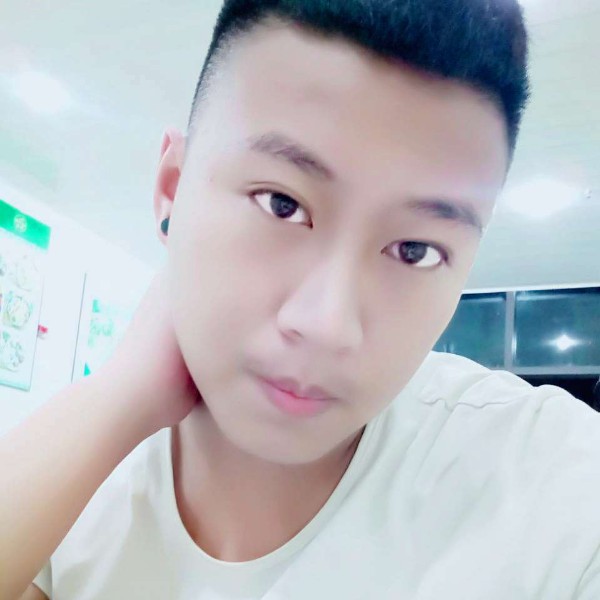 姬小战的照片
