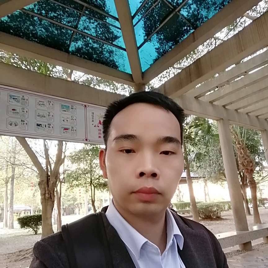 能干凝眸兮颜的照片