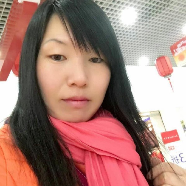 喝酒呢的照片