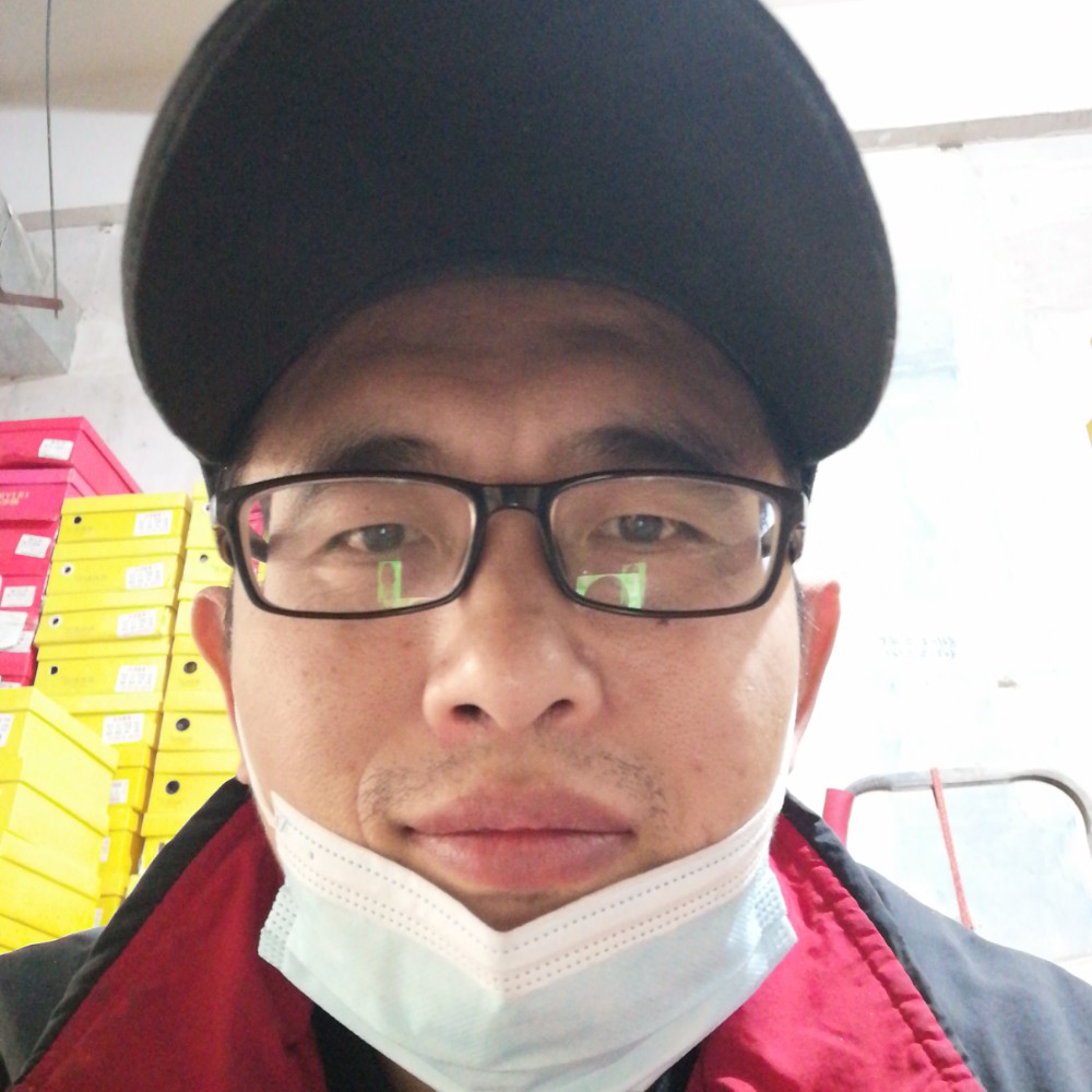潜水看蓝天的照片