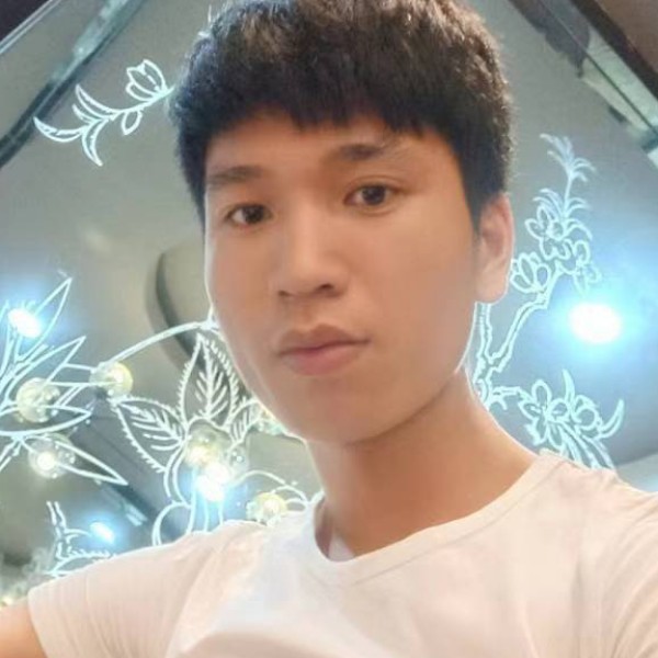 多年以后，。？的照片
