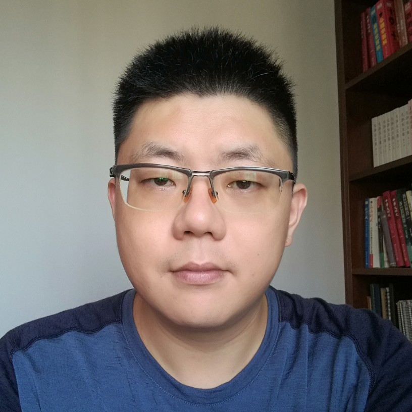 雷扬的照片