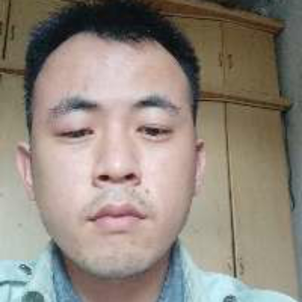 霓裳浮生的照片