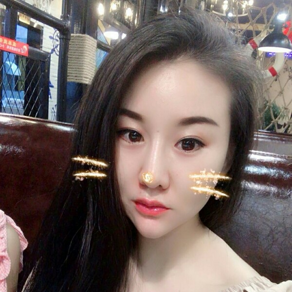 甜美苗条的照片