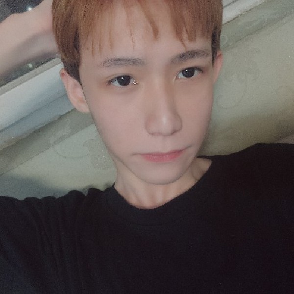 陈奇er的照片
