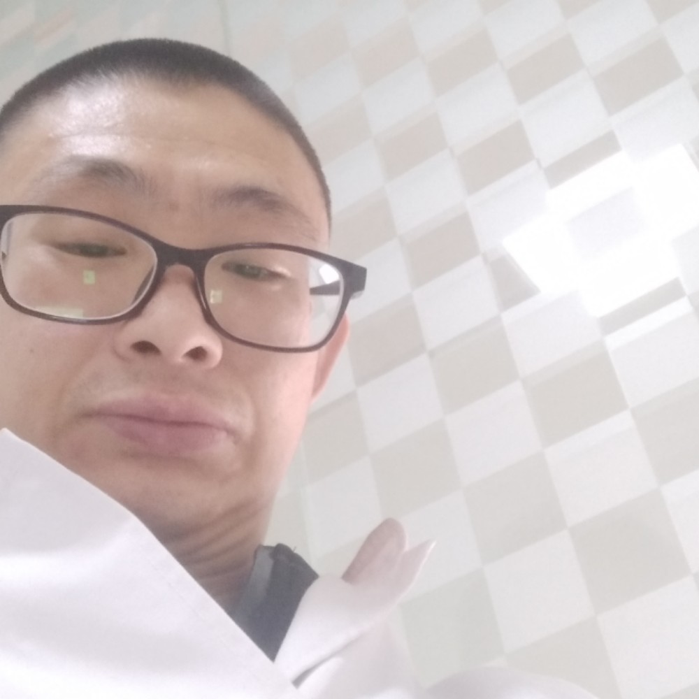 牙科技工的照片