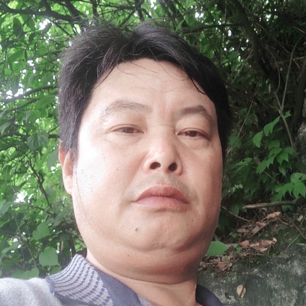 要减肥和眼神的照片
