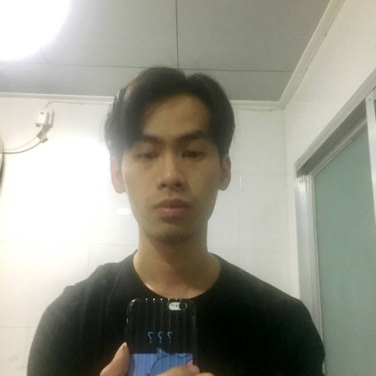伪村长的照片