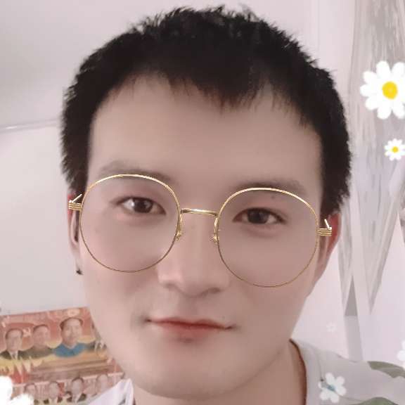 半夏踢玩命的照片
