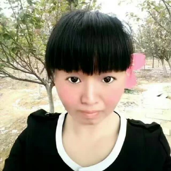 微笑爱恋孤單的照片