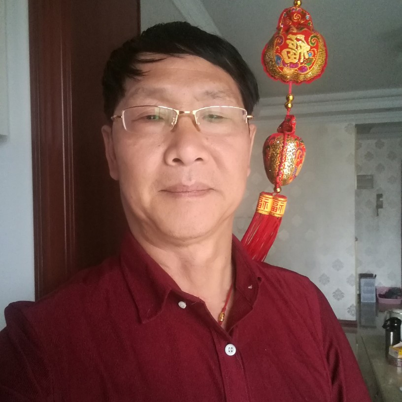 轻松笑凉面的照片