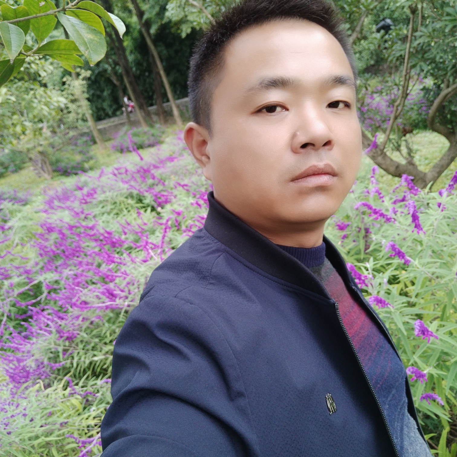 悟空有愉快的照片