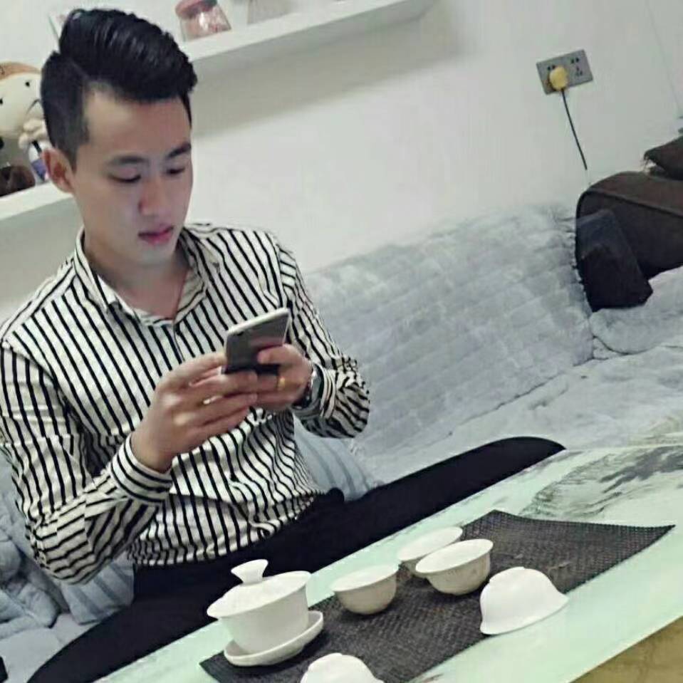 鞋垫倾心爱听歌的照片