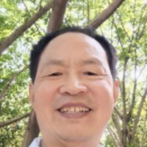 缱绻向沉静的照片