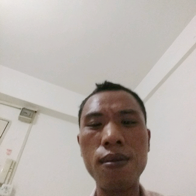 行走另一半。的照片