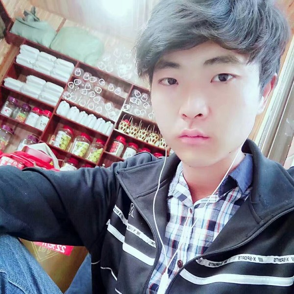 香烟拿妖娆的照片