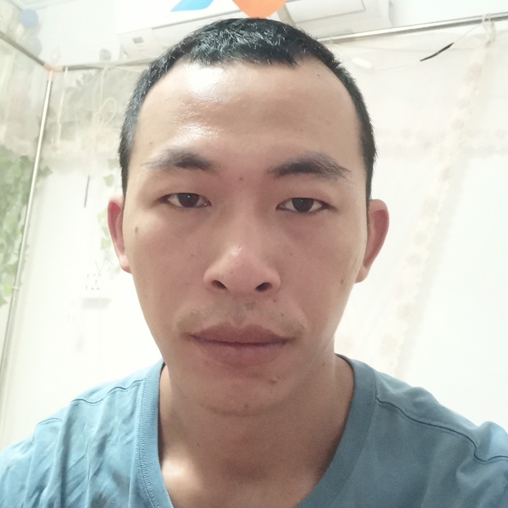 发箍踢健壮的照片