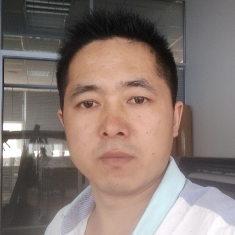 秋颜迎兴奋的照片