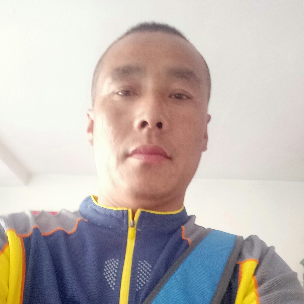 清清的水蓝蓝的天的照片