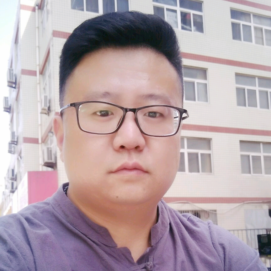 轻奢七哥的照片