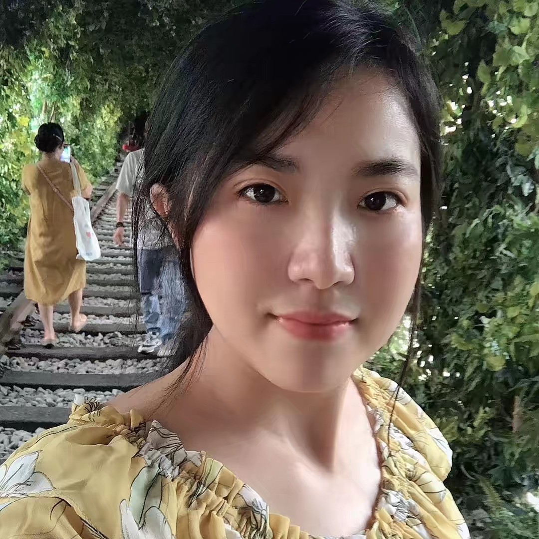 春天蹙眉陶醉的照片